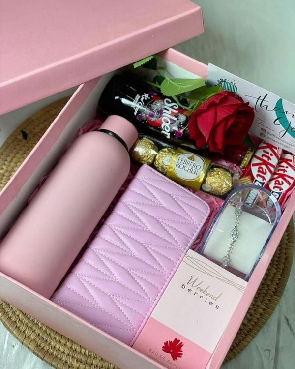 Luxury Gift Box for Girls in Pakistan with wallet, perfume, bracelet, chocolates & roses – Perfect gift for her